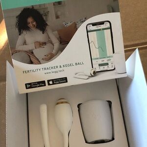 Kegg Fertility & Ovulation Tracker & Kegel Ball - White